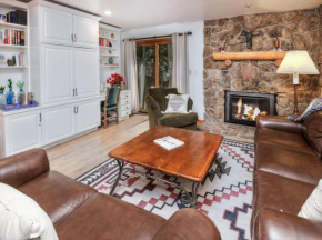 Villa Cortina 160